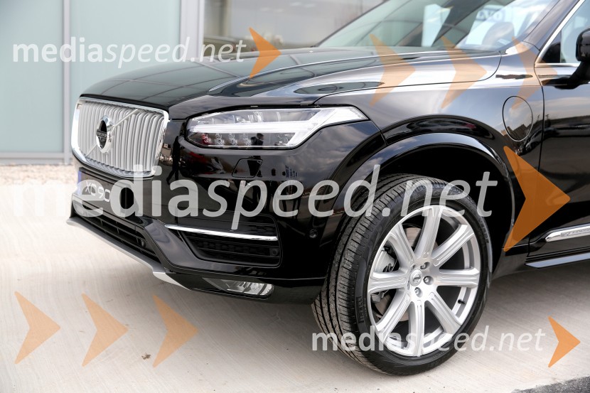 Novost na avto-sceni: Volvo XC90Novost na avto-sceni: Volvo XC90