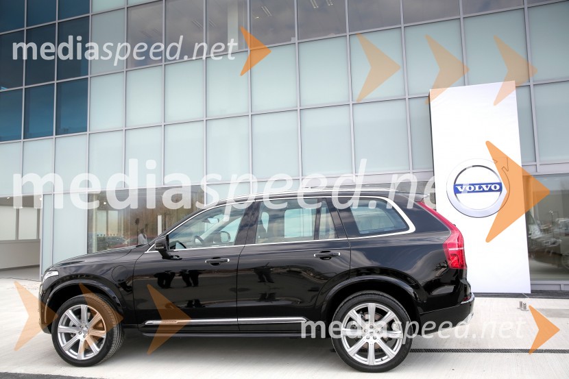 Novost na avto-sceni: Volvo XC90Novost na avto-sceni: Volvo XC90