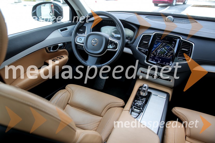 Novost na avto-sceni: Volvo XC90Novost na avto-sceni: Volvo XC90