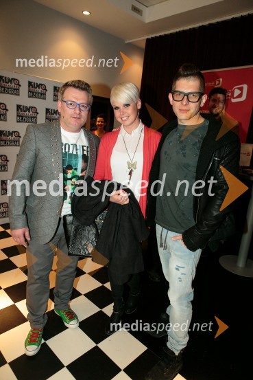  Edis Vukalić, lastnik, Kino Bežigrad;  Eva Cimbola, radio Aktual;  Klemen Bunderla, moderator, radio AktualPremiera filma Strelec: Krvava pogodba