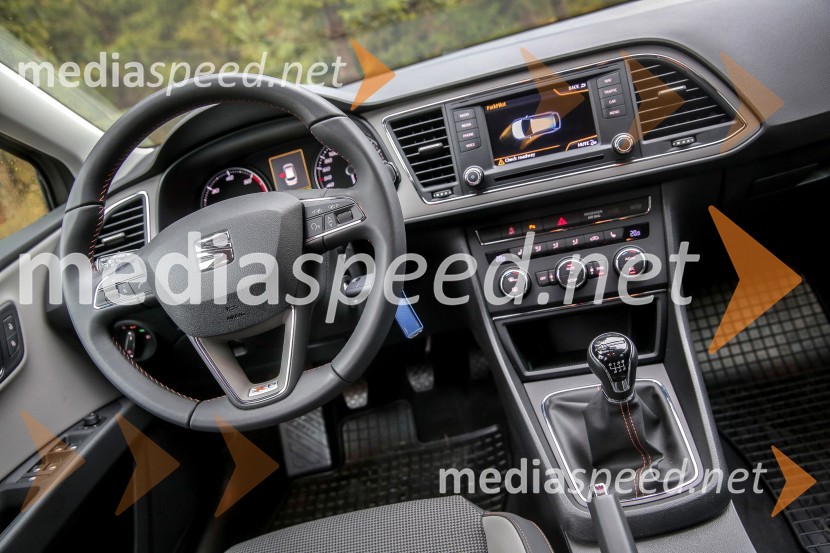 Seat Leon Xperience, notranjostSeat Leon Xperience, slovenska predstavitev