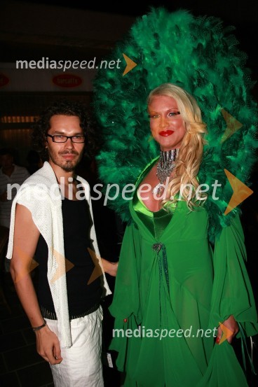 Damjan Levec - Emperatrizz, stilist in Salome30. festival Melodij morja in sonca, 1. polfinalni večer