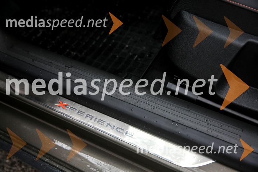 Seat Leon Xperience, detajliSeat Leon Xperience, slovenska predstavitev