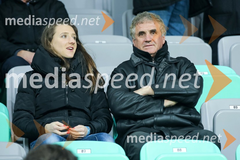  ... ;  Bojan Prašnikar, nekdanji nogometaš, trener in selektor slovenske reprezentanceSlovenija : San Marino, kvalifikacije za EP Francija 2016