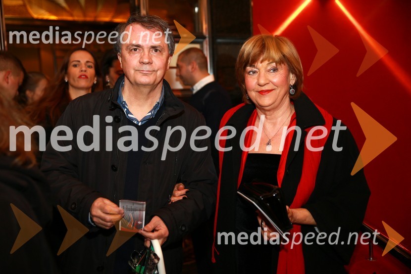  Rade Marjanović, igralec;  Božana MarjanovićMamma Mia, slovenska VIP zasedba na premieri v Beogradu
