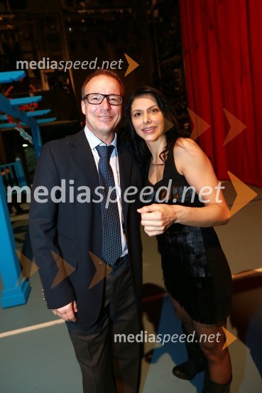  Jure  Franko, nekdanji smučar;  Ivana Nedeljković, igralkaMamma Mia, slovenska VIP zasedba na premieri v Beogradu