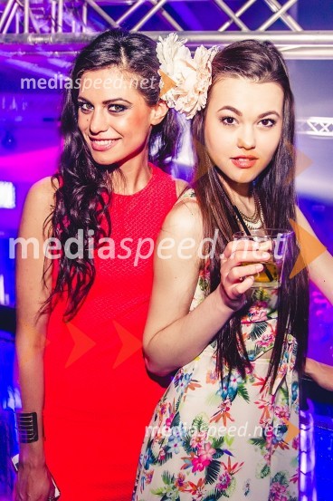  Nataša Naneva, manekenka;  Laura Škvorc, manekenkaFashionista VIP Clubbing ft. Blubird