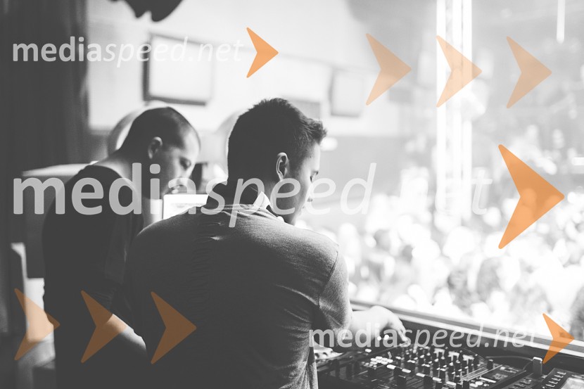 Fashionista VIP Clubbing ft. Blubird