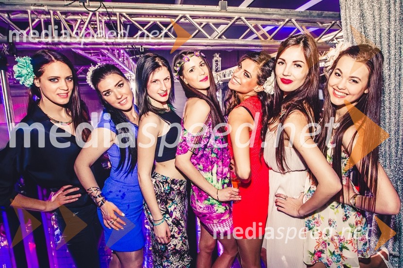  ... ;  ... ;  ... ;  Eva Osolnik, plesalka;  Nataša Naneva, manekenka;  ... ;  Laura Škvorc, manekenkaFashionista VIP Clubbing ft. Blubird