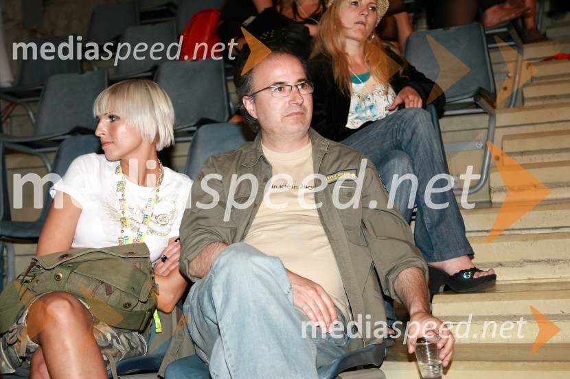 Monika Pučelj, pevka in Aleš Klinar, glasbenik30. festival Melodij morja in sonca, 1. polfinalni večer