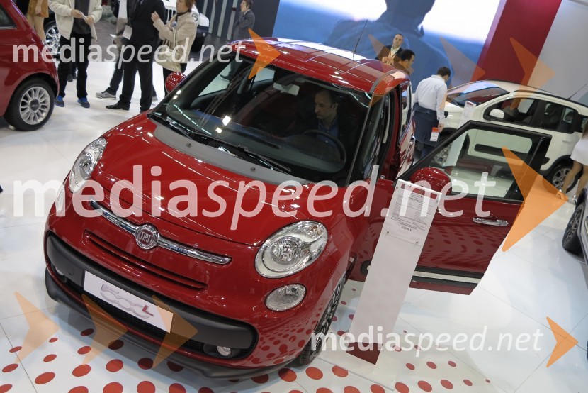 Fiat 500L52. mednarodni sejem avtomobilov v Beogradu