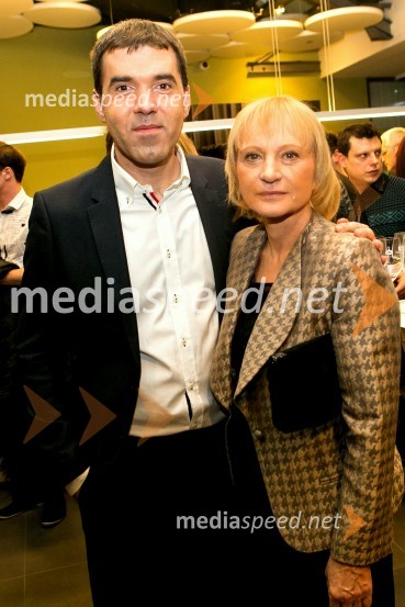  Mario Galunič, odgovorni urednik, Razvedrilni program TV Slovenija; dr. Ljerka Bizilj, direktorica Televizije SlovenijaViktorji 2014: kdo so nominiranci in voditelj?