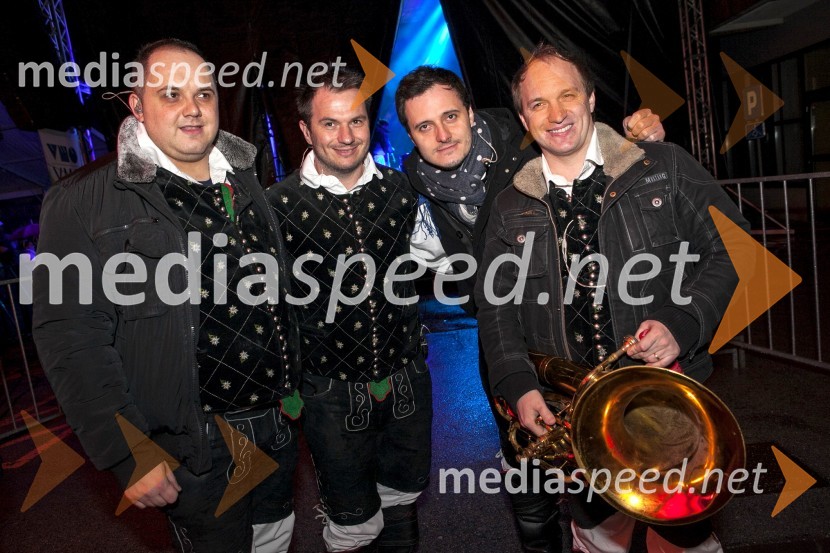  Rok Švab, glasbenik, skupina Modrijani;  Peter Oset, glasbenik, skupina Modrijani;  Blaž Švab, pevec, skupina Modrijani;  Franjo  Oset, glasbenik, skupina ModrijaniViktorji 2014: kdo so nominiranci in voditelj?