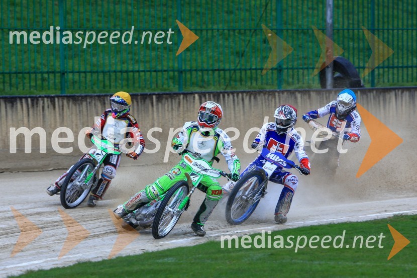 Nick Škorja, speedwayist (AMTK Ljubljana);  Maks Gregorič, AMTK Ljubljana;  Patrik Buri, (Slovaška);  Adam Čarada, Speedwayist (Slovaška)Uvodna dirka mednarodnega prvenstva parov v speedwayu