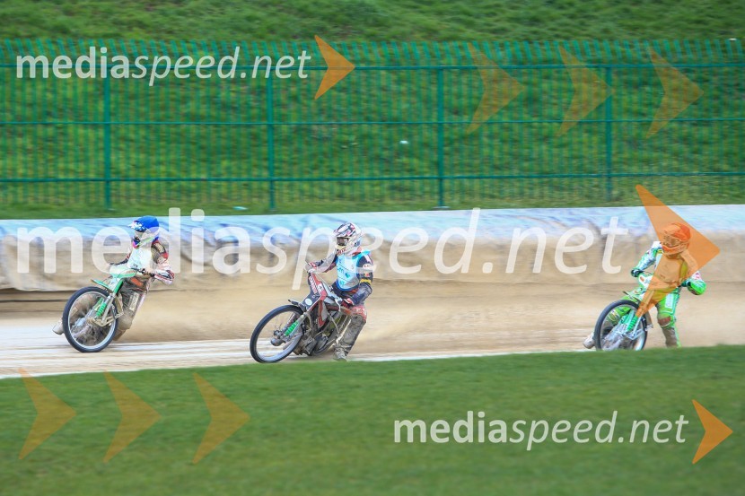  Nick Škorja, Speedwayist;  Denis Štojs, speedwayist (AMD Krško);  Maks Gregorič, AMTK LjubljanaUvodna dirka mednarodnega prvenstva parov v speedwayu