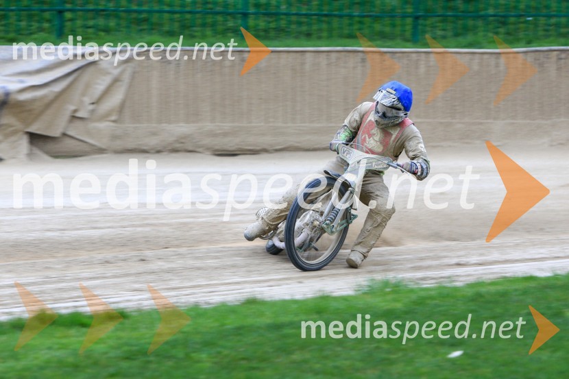  Hynek Štichauer, speedwayist (Hynek Štichauer)Uvodna dirka mednarodnega prvenstva parov v speedwayu