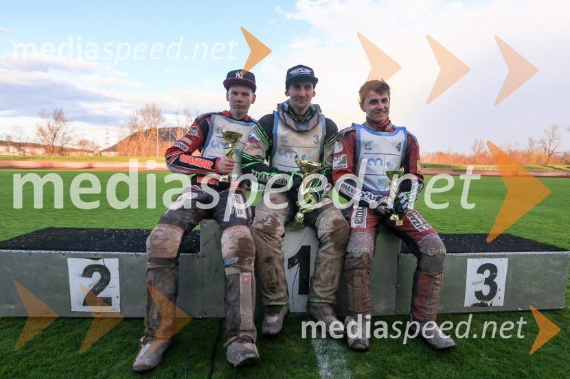  Nick Škorja, speedwayist, (AMTK Ljubljana);  Žiga Kovačič, speedwayist;  Luka Omerzel, speedwayistŽagar do prve letošnje zmage