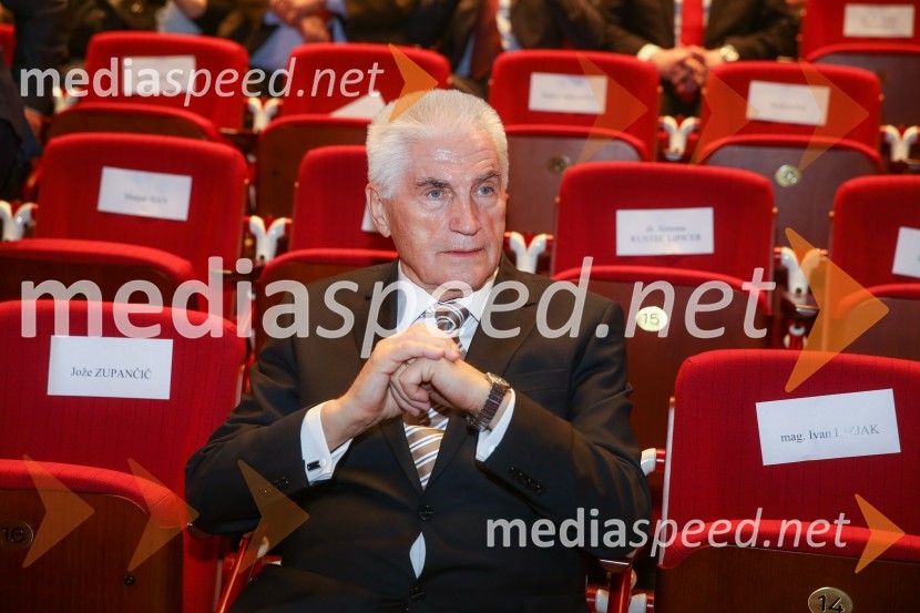 prof. dr. Ludvik Toplak,  predsednik Alma Mater Europaea, nekdanji rektor UMDržavna proslava in slavnostna seja ob 25. obletnici prvih svobodnih večstrankarskih volitev