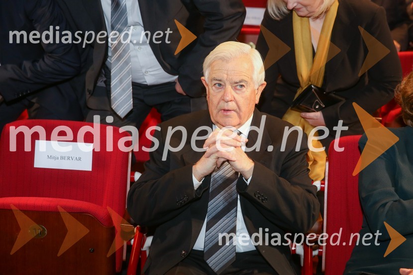  Milan Kučan, nekdanji predsednik Republike SlovenijeDržavna proslava in slavnostna seja ob 25. obletnici prvih svobodnih večstrankarskih volitev