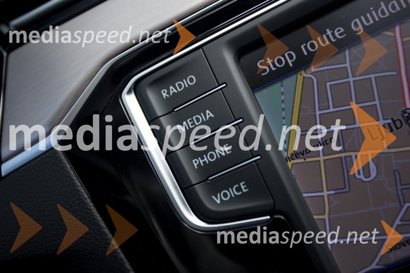 Volkswagen Passat Variant 2.0 TDI 4Motion Highline, komande osrednjega info zaslonaVolkswagen Passat Variant 2.0 TDI 4Motion Highline, mediaspeed test