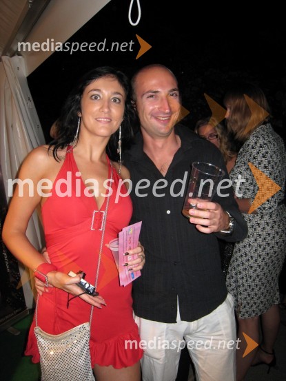 Mojca Kos, moderatorka Radia Net Fm in Alen, tekmovalec oddaje Big Brother30. festival Melodij morja in sonca, finalni večer