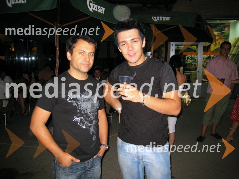 Miki Šarac, glasbenik in Aleš Vovk - Raay, skupina Turbo Angels30. festival Melodij morja in sonca, finalni večer