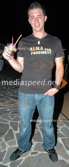 Andrej Peroša-Pero, nekdanji tekmovalec oddaje Big BrotherPraznovanje rojstnega dne Alme Brdžanovič