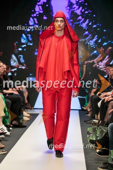 Young@Squat (Barbara Krmelj, Maja Leskovšek, Sofija Urumović, Sara Valenci, Barbara Vrbančič); ime kolekcije: Јас не сумод тука | Јas ne sum od tuka | Nisem od tukajLjubljana Fashion Week 2015, 3. dan