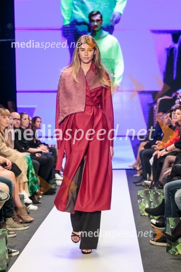 Young@Squat (Barbara Krmelj, Maja Leskovšek, Sofija Urumović, Sara Valenci, Barbara Vrbančič); ime kolekcije: Јас не сумод тука | Јas ne sum od tuka | Nisem od tukajLjubljana Fashion Week 2015, 3. dan