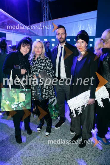  Jožica  Brodarič, modna poznavalka;  ... ;  Gašper Grošelj, maneken, fitnes trener;  Marjeta Grošelj, oblikovalka torbicLjubljana Fashion Week 2015, 3. dan