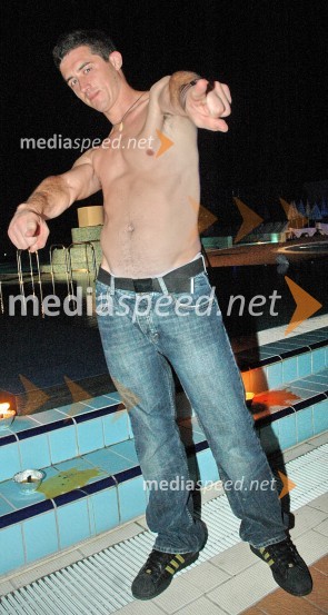 Andrej Peroša-Pero, nekdanji tekmovalec oddaje Big BrotherPraznovanje rojstnega dne Alme Brdžanovič