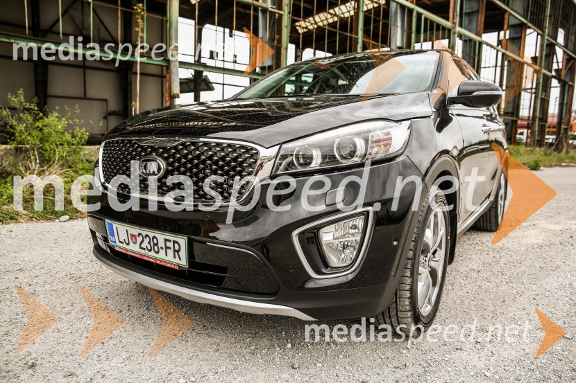 Kia SorentoKia Sorento, slovenska predstavitev