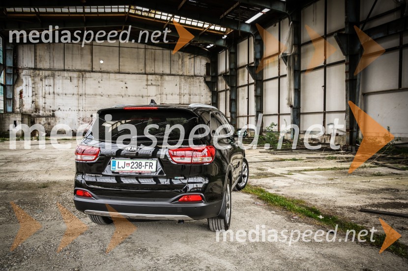 Kia SorentoKia Sorento, slovenska predstavitev