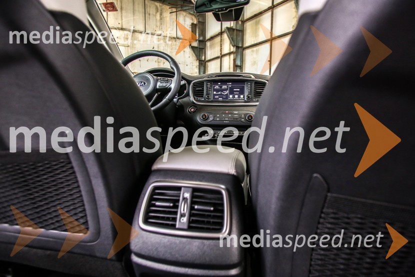 Kia SorentoKia Sorento, slovenska predstavitev