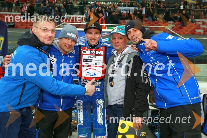 Ekipa Mateja ŽagarjaMatej Žagar zmagovalec nenavadne dirke za VN Poljske