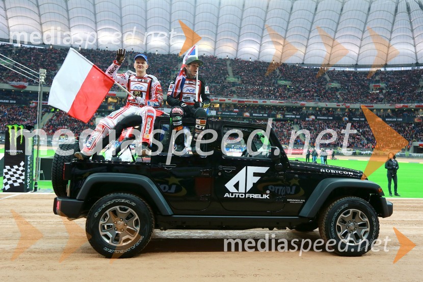  Krzysztof  Kasprzak, speedwayist (Poljska);  Tai  Woffinden, speedwayist (Velika Britanija)Matej Žagar zmagovalec nenavadne dirke za VN Poljske