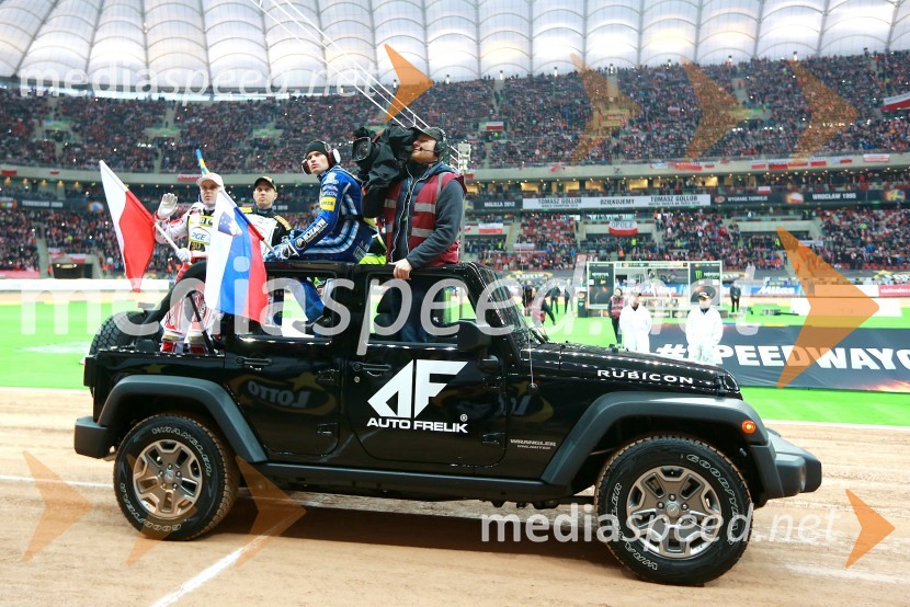  Jaroslaw  Hampel, speedwayist (Poljska);  Andreas  Jonsson, speedwayist (Švedska);  Matej Žagar, speedwayist (Slovenija)Matej Žagar zmagovalec nenavadne dirke za VN Poljske
