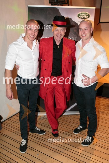 Filip Kržišnik, akrobat;  Vladimir Mikek, čarodej, Magic Wladimir;  Blaž Slanič, akrobatLand Rover Discovery Sport, predstavitev za VIP goste
