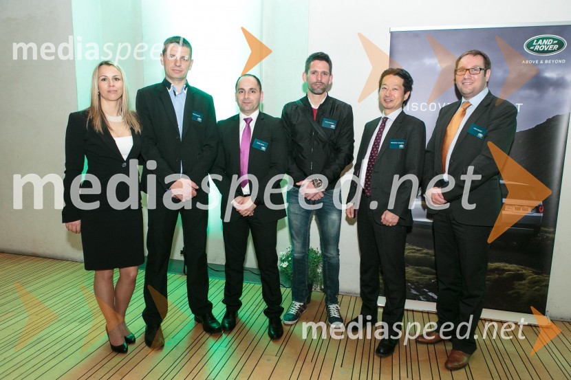  Katarina Meglič, vodja prodaje Summit Avto d.o.o.;  Brane Martič, Summit Avto d.o.o.;  Tadej Gerič, Summit Avto d.o.o.;  Matej Levstek, Summit Avto d.o.o.;  Terumoto  Yamagata, izvršni direktor, Summit avto d.o.o.;  Jaka Kavčič, generalni direktor družbe Summit Avto d.o.o.Land Rover Discovery Sport, predstavitev za VIP goste