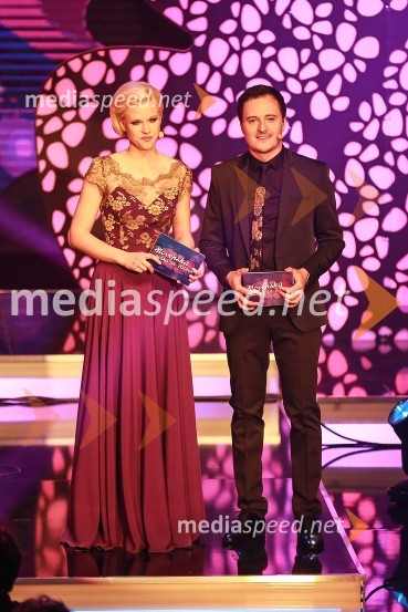  Darja Gajšek, pevka, voditeljica;  Blaž Švab, pevec, skupina Modrijani20. festival Slovenska polka in valček