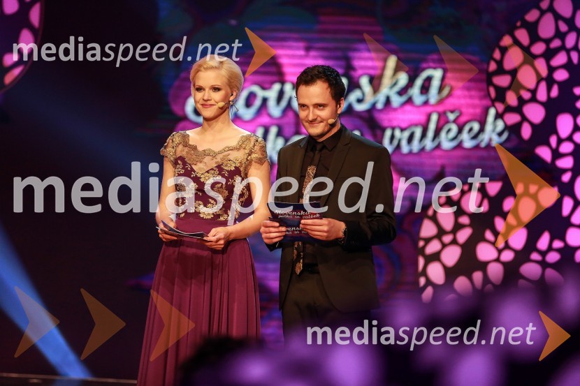  Darja Gajšek, pevka, voditeljica;  Blaž Švab, pevec, skupina Modrijani20. festival Slovenska polka in valček