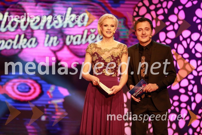  Darja Gajšek, pevka, voditeljica;  Blaž Švab, pevec, skupina Modrijani20. festival Slovenska polka in valček