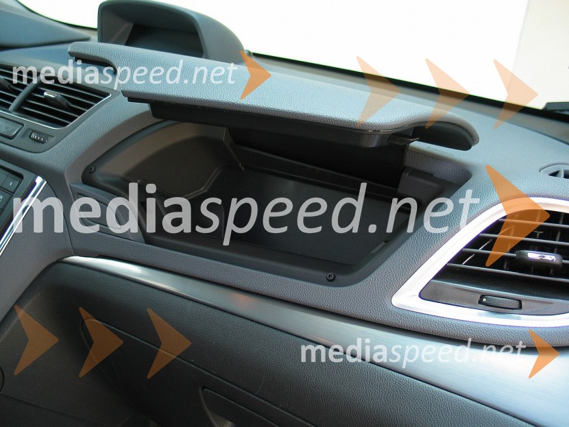 Opel Mokka 1.4 Turbo ECOTEC LPG Cosmo, uporaben predal&nbsp;Opel Mokka 1.4 Turbo ECOTEC LPG Cosmo, mediaspeed test