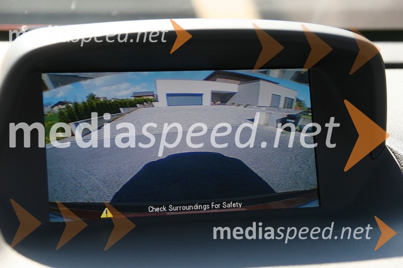 Opel Mokka 1.4 Turbo ECOTEC LPG Cosmo, vzvratna kameraOpel Mokka 1.4 Turbo ECOTEC LPG Cosmo, mediaspeed test