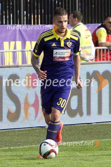  Petar Stojanović, nogometaš, NK MariborVečni derbi NK Maribor : NK Olimpija slavili vijolični