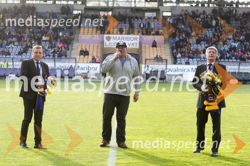  Bojan Ban, direktor NK Maribor;  Matjaž  Šalamun - Šalca, Reporter Milan, Radio City;  Drago Cotar, direktor Zavarovalnega združenja, predsednik NK Maribor in organizacijskega odbora Zlate lisiceVečni derbi NK Maribor : NK Olimpija slavili vijolični