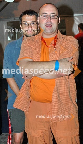 Jean Frbezzar, voditelj na radiu Antena in Tomaž Čop, direktor Radia Belvi25. tradicionalna Kranjska noč 2007, 1. večer