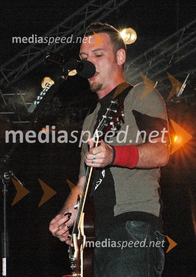 Tomi Meglič, pevec skupine Siddharta25. tradicionalna Kranjska noč 2007, 1. večer