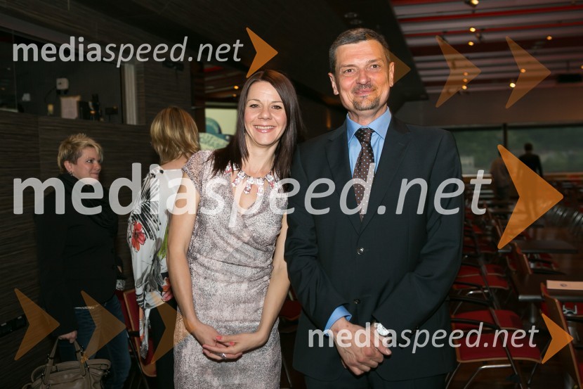  Martina Dolgan, vodja marketinga in oglasnega trženja, Založba Mladinska knjiga;  Daniel Škraba, vodja Reader's Digest Slovenija Trusted Brand 2015