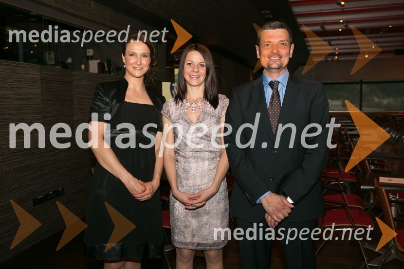  Polona Stepišnik, direktorica prodaje in marketinga, Založba Mladinska knjiga;  Martina Dolgan, vodja marketinga in oglasnega trženja, Založba Mladinska knjiga;  Daniel Škraba, vodja Reader's Digest Slovenija Trusted Brand 2015